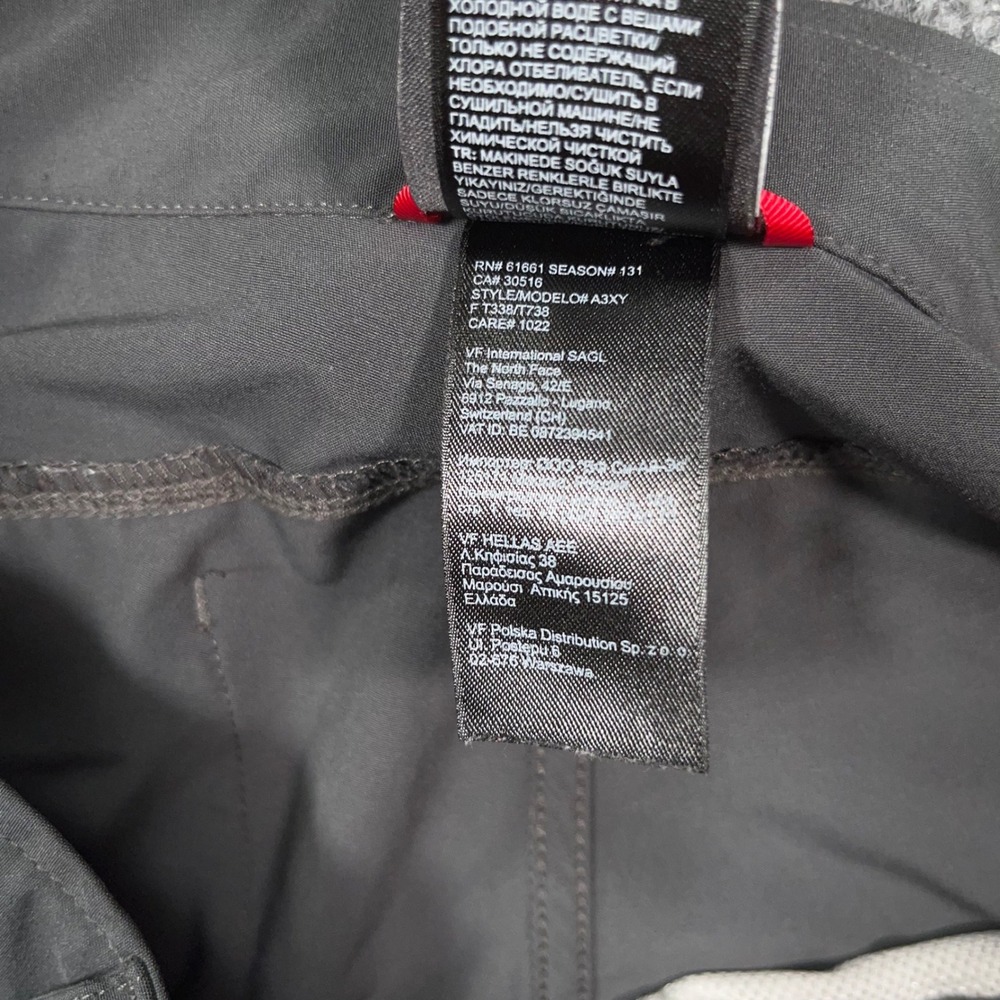 The North Face Paramount Active Shorts Mens 32 Hiking Cargo Belted Charcoal Camp - Picture 6 of 11